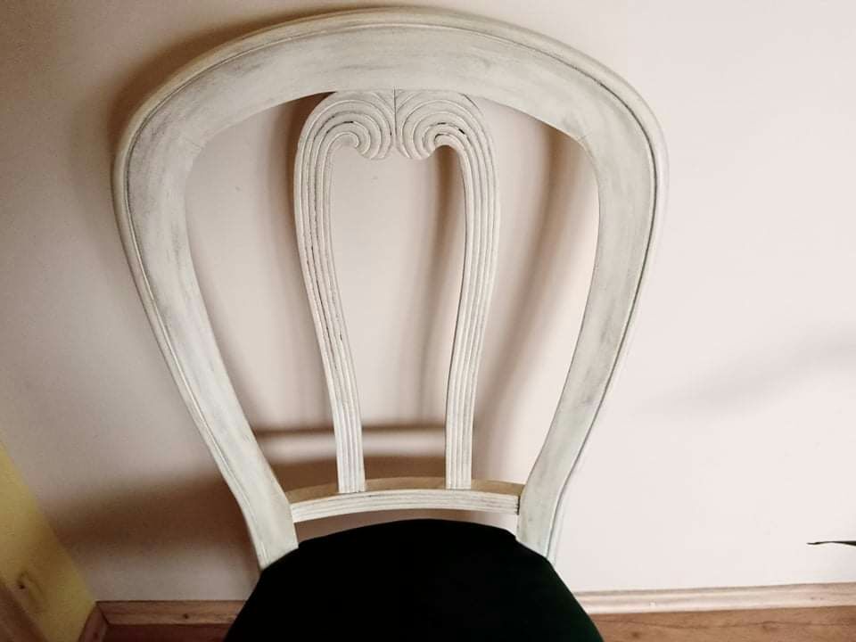 Krzesła drewniane retro vintage białe postarzane 2szt