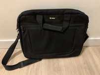 Torba na laptopa iBox 15" z paskiem na ramię - jak nowa 40 × 30 × 6CM