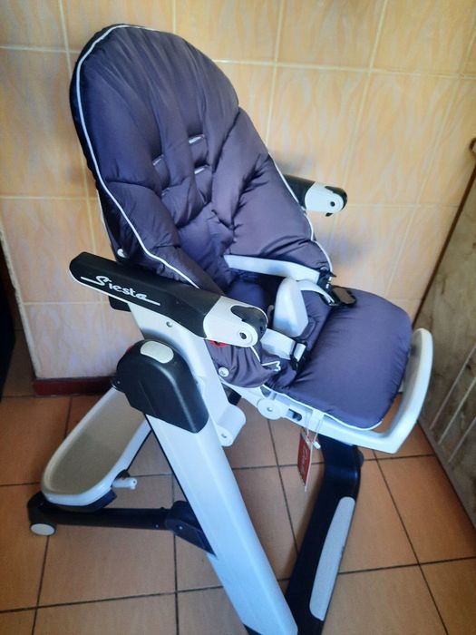 Італійський Стільчик для годування Peg Perego Siesta Follow Me