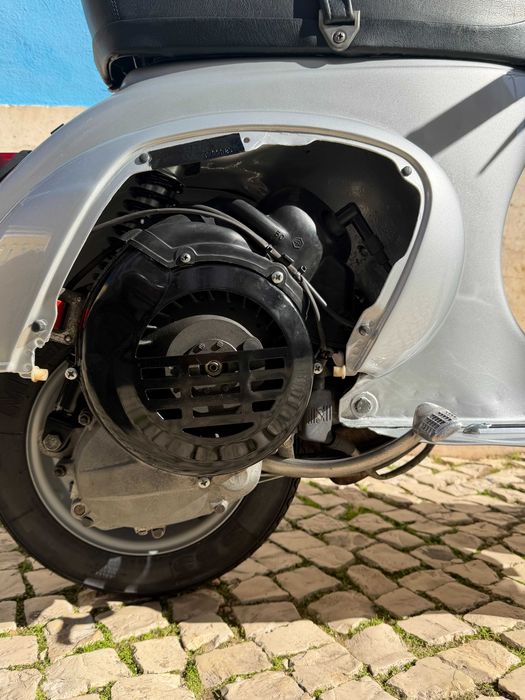 Vespa 50S Edição Limitada Totalmente Restaurada