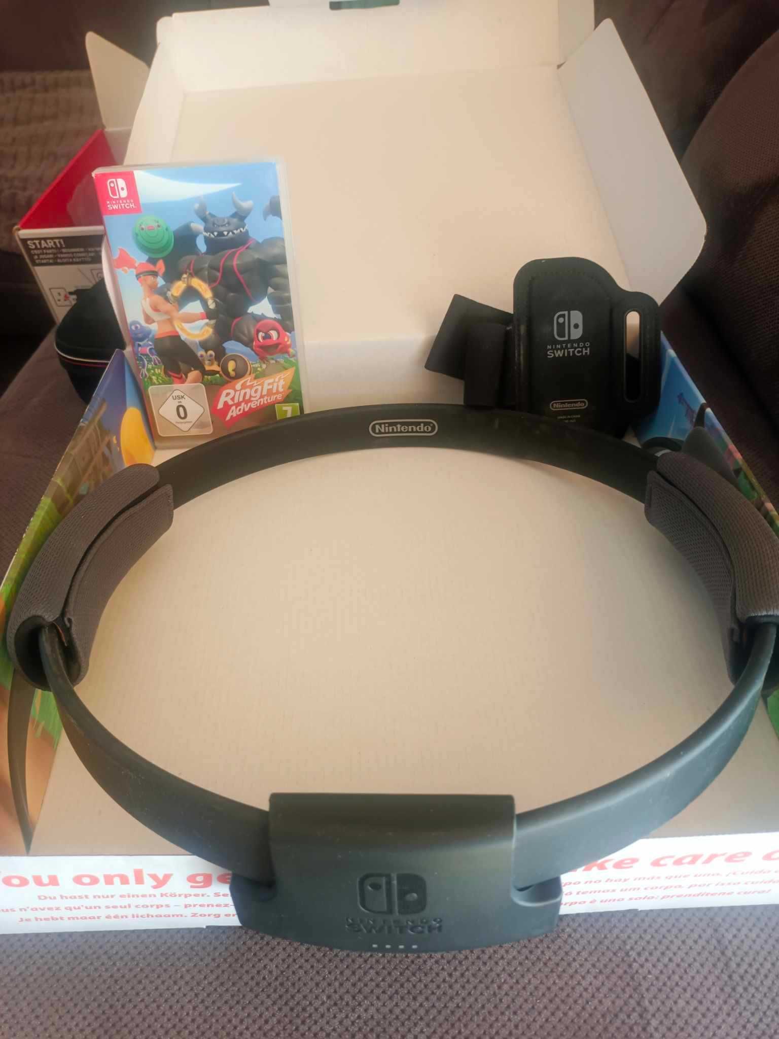 Nintendo Switch i RingFit Adventure (komplet)