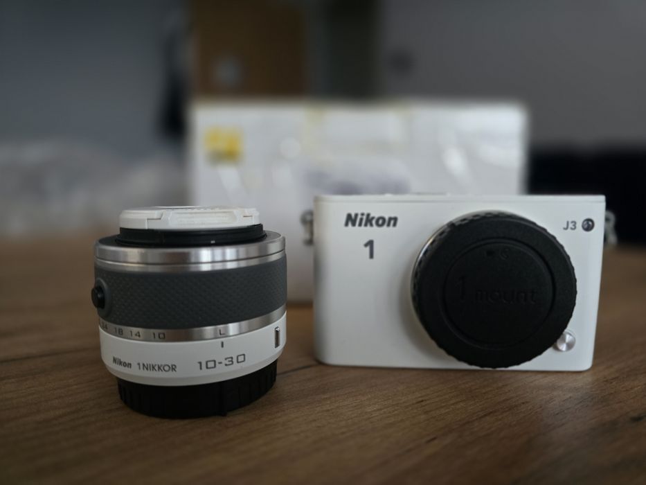 Nikon 1 j3 + obiektyw nikon 10-30
