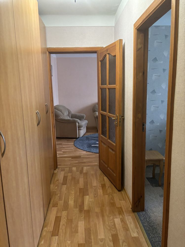 Сдам в долгосрочную аренду 3-х комнатную квартиру