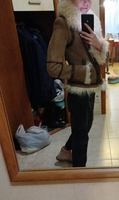 Дублёнка, натуральная замша и мех.