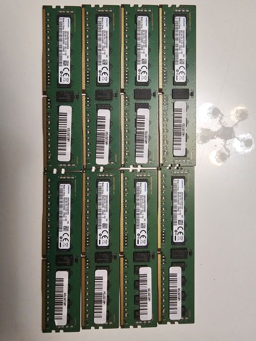 Оперативна пам'ять Samsung DDR4 Reg 8Gb 2133Mhz