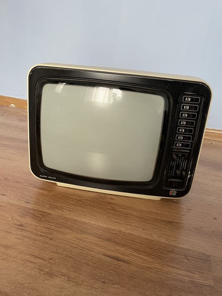 Telewizor Grundig Super Color 1510a