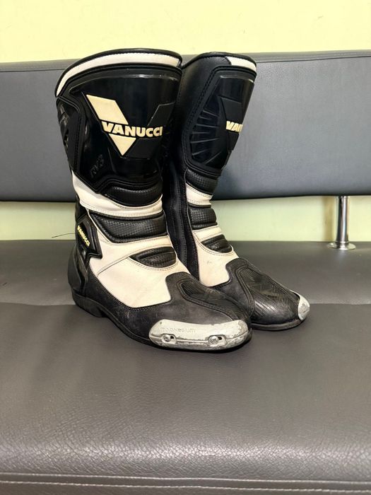 Мотоботи Alpinestars dainese flm TCX Ixon icon berik held richa faster