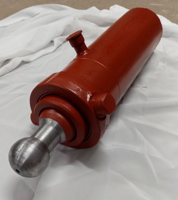 Siłownik, tłok przyczepa D35 orginał, regeneracja, D - 732 Naprawa