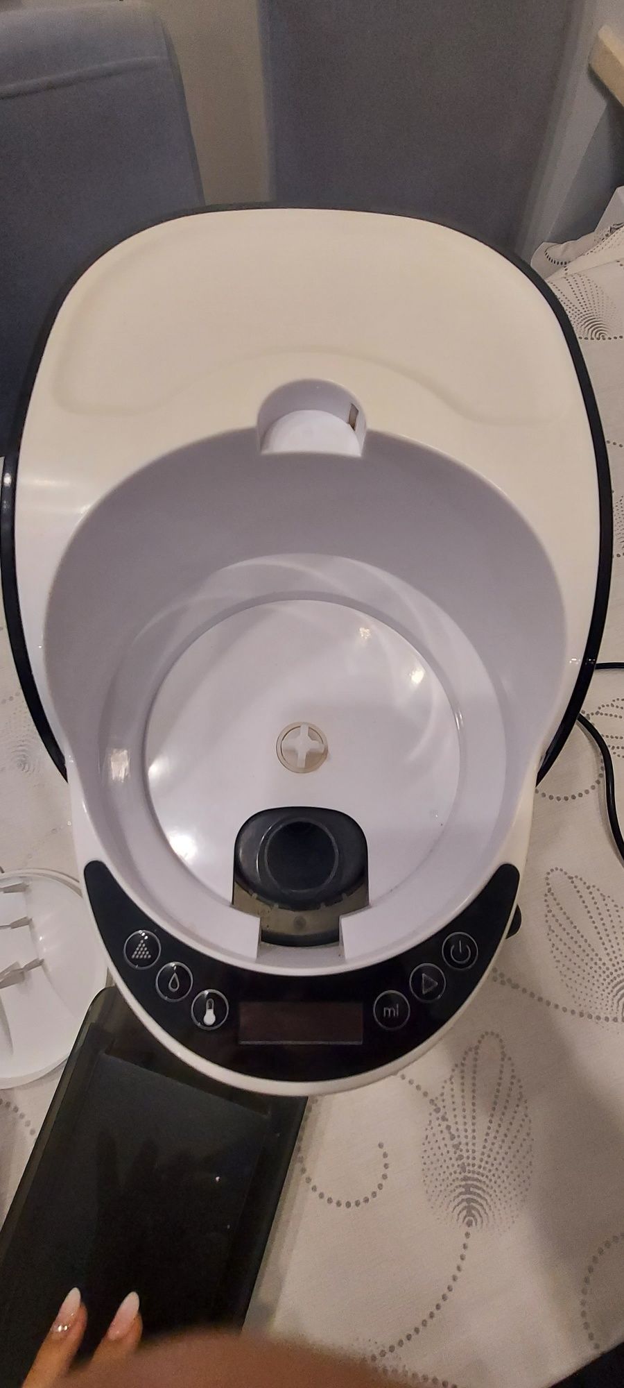Ekspres do mleka modyfikowanego Baby Brezza