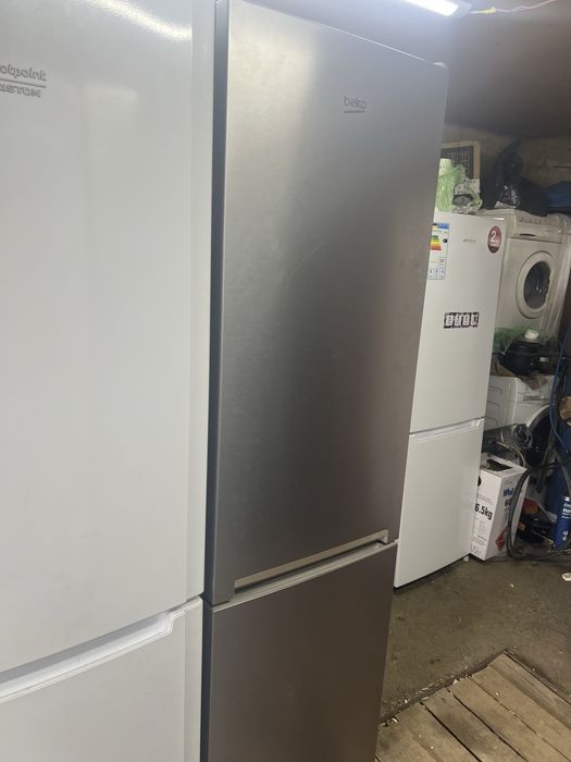 Холодильник  двухкамерный Bosch No Frost