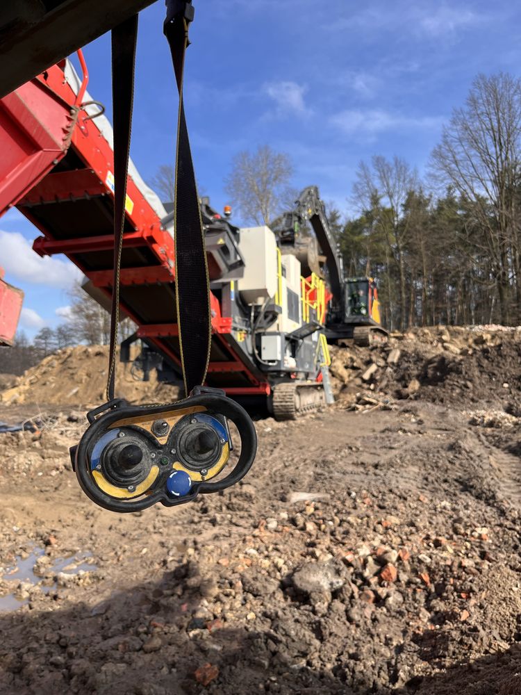 Kruszarka Usługi Kruszarką Wynajem Kruszarki Sandvik Wyburzenia
