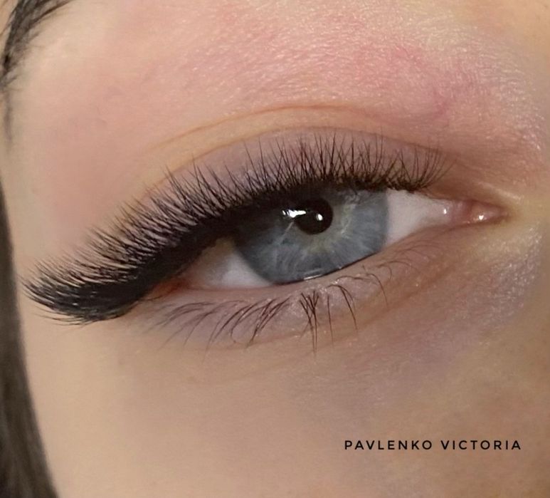 Нарощення вій Нивки. Бульвар Павла Вірського