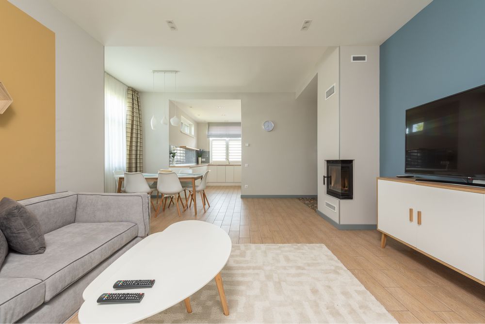 Будинок на Дніпрі, КМ «ЗОЛОЧЕ», охоронювана закрита територія