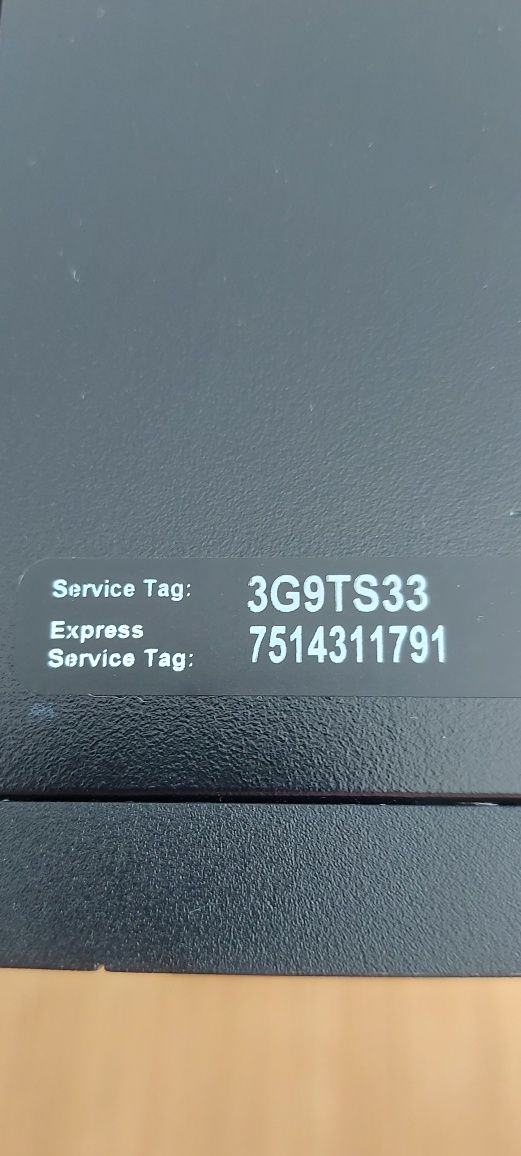 Komputer stacjonarny - Dell Optiplex 3070