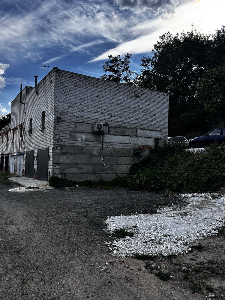 Гаражный Бокс,СТО в Центре