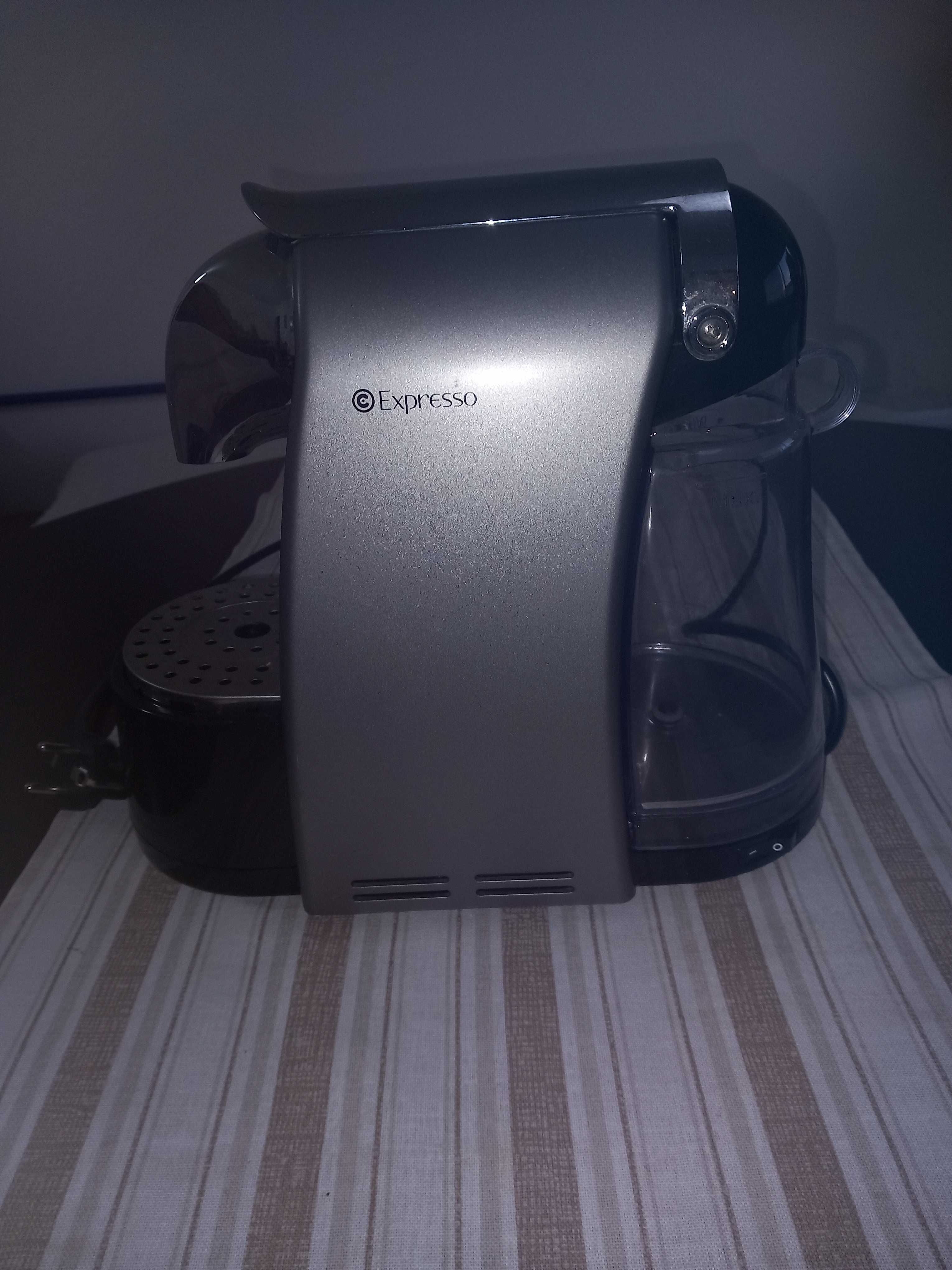 Maquina NESPRESSO CN-Z0201