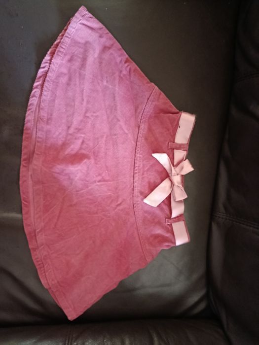 Muitas saias para crianças, pré natal e moranguinho, Disney calções