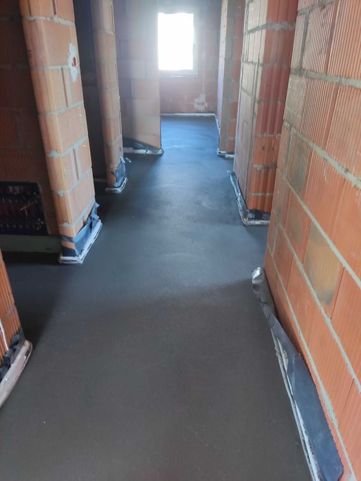 Posadzki betonowe maszynowe oraz przemysłowe