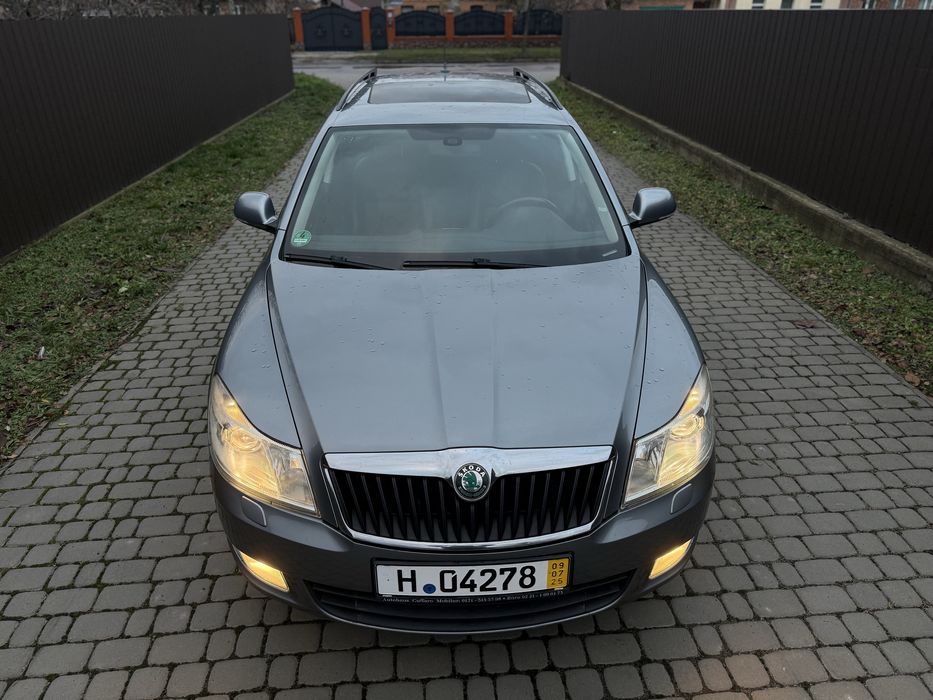 Продам Skoda Octavia A5 2.0 AKПП