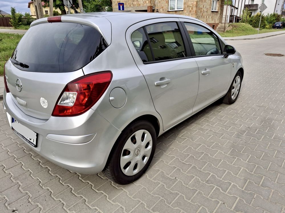 Opel Corsa D, 1.4 benzyna , manual