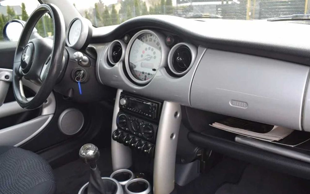 Разборка MINI Cooper R50 скло