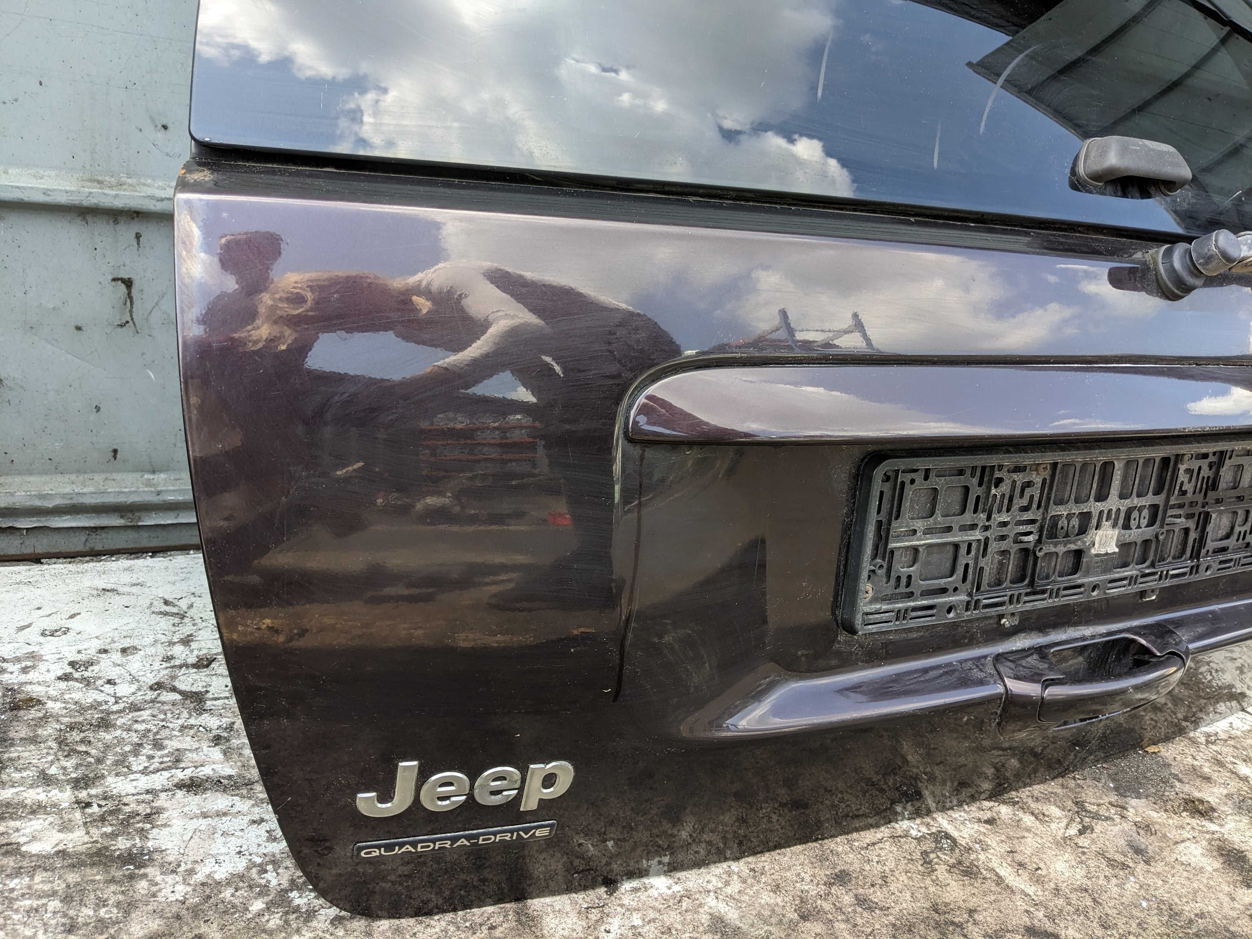 Jeep Grand Cherokee II WJ Klapa Tylna Tył Bagażnika