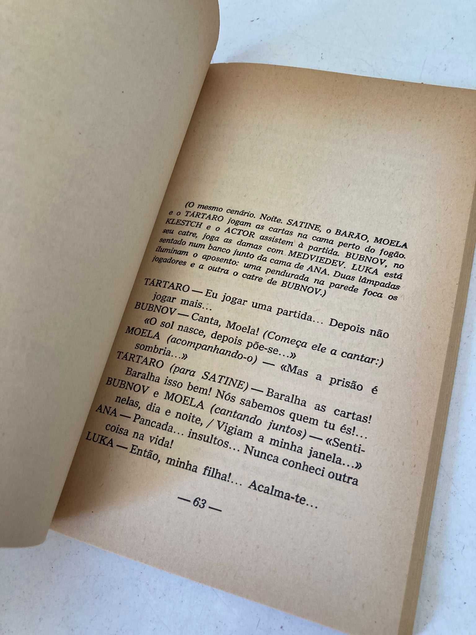 Sem Sol - Albergue Nocturno (ctt editorial grátis)