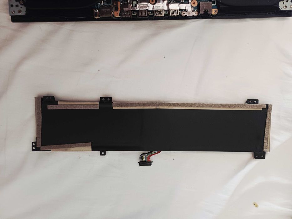 Bateria Lenovo Legion 5 15ACH6h — L20D4PC1 Capacidade: 5100mAh / 78W