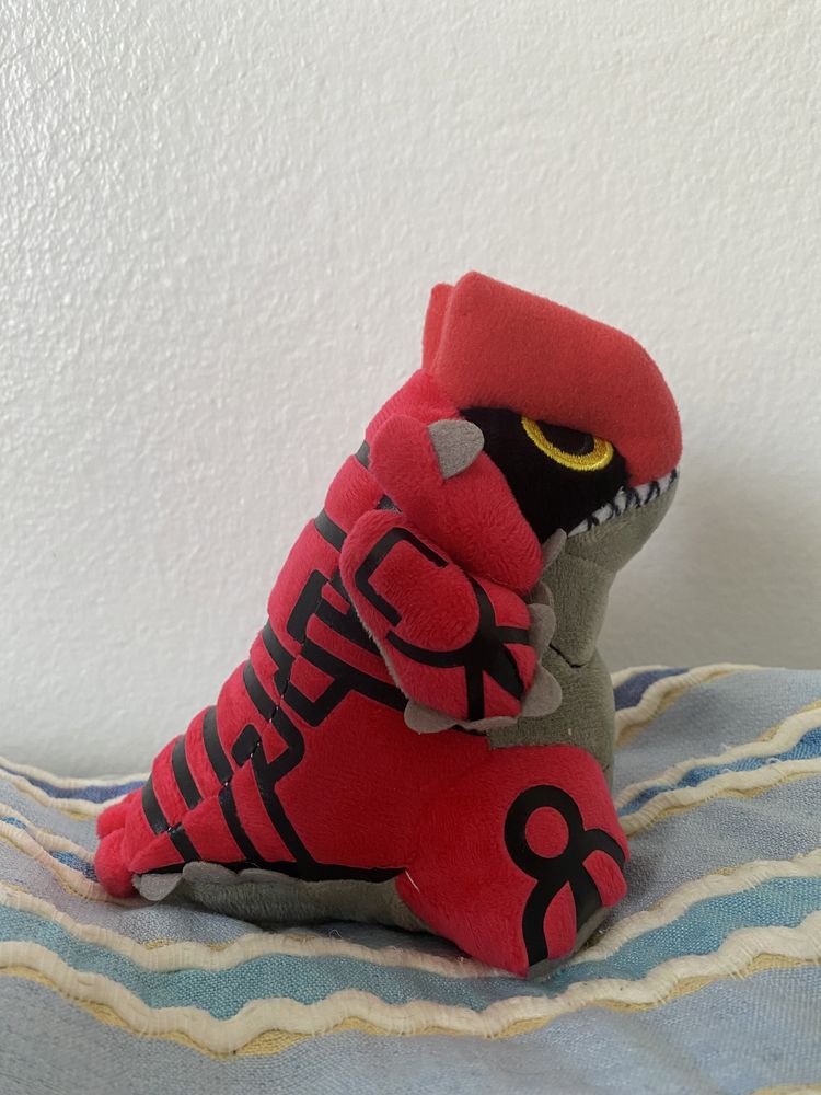 Pokémon peluche Groudon