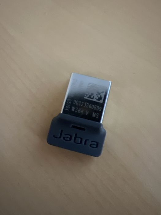 Продам адаптер Jabra