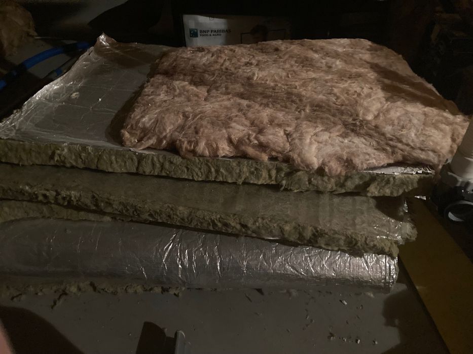 Wełna izolacyjna z folią aluminiową  arkusze