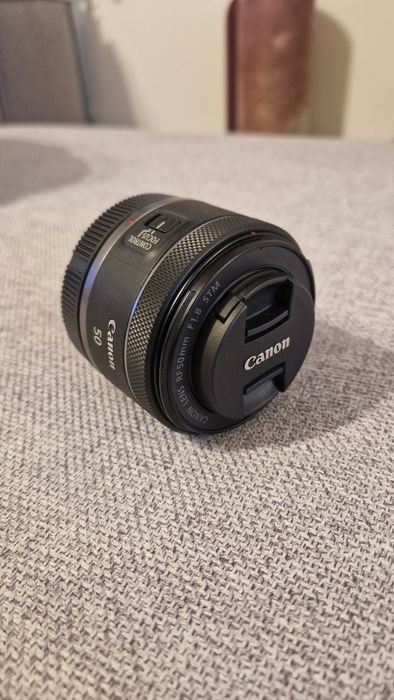 Obiektyw Canon RF 50mm F1.8 STM
