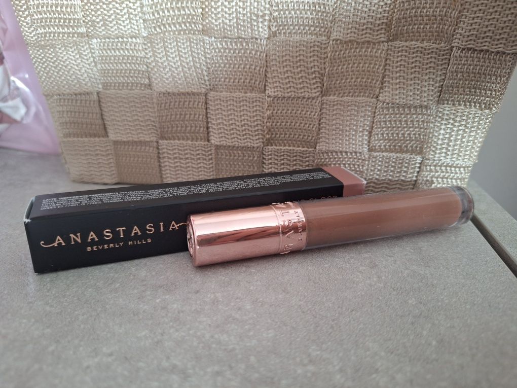 Abh anastasia Beverly Hills błyszczyk lip gloss Latte