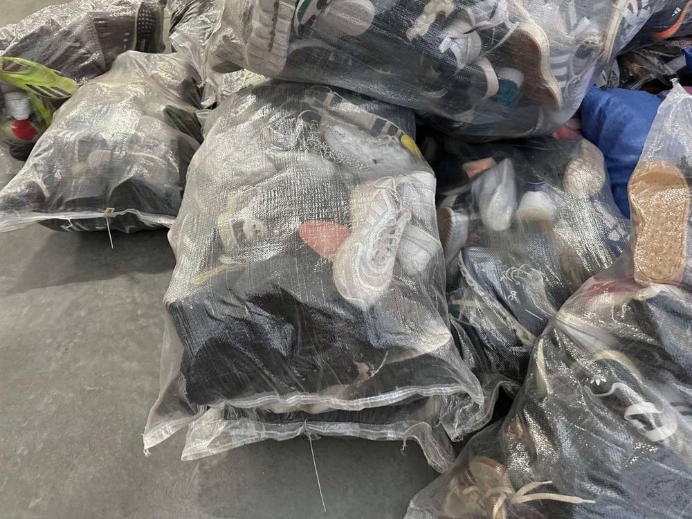 Оптом / купити кросівки оптом Adidas / Reebok