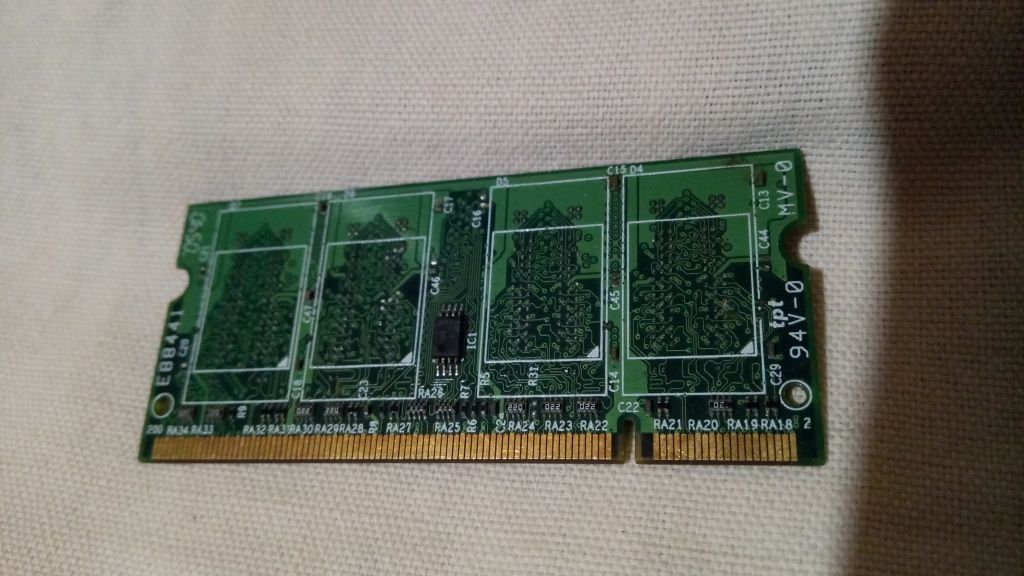 Оперативна пам'ять для ноутбука ddr2 256mb pc2-3200 sodimm