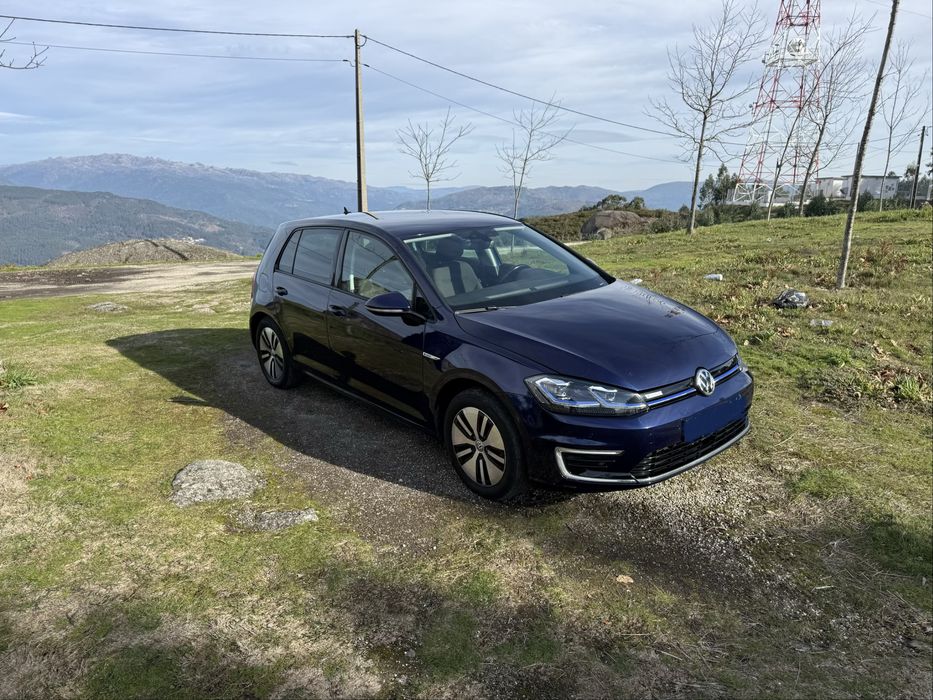 Volkswagen E-Golf 04/2019 painel instrumentos digital