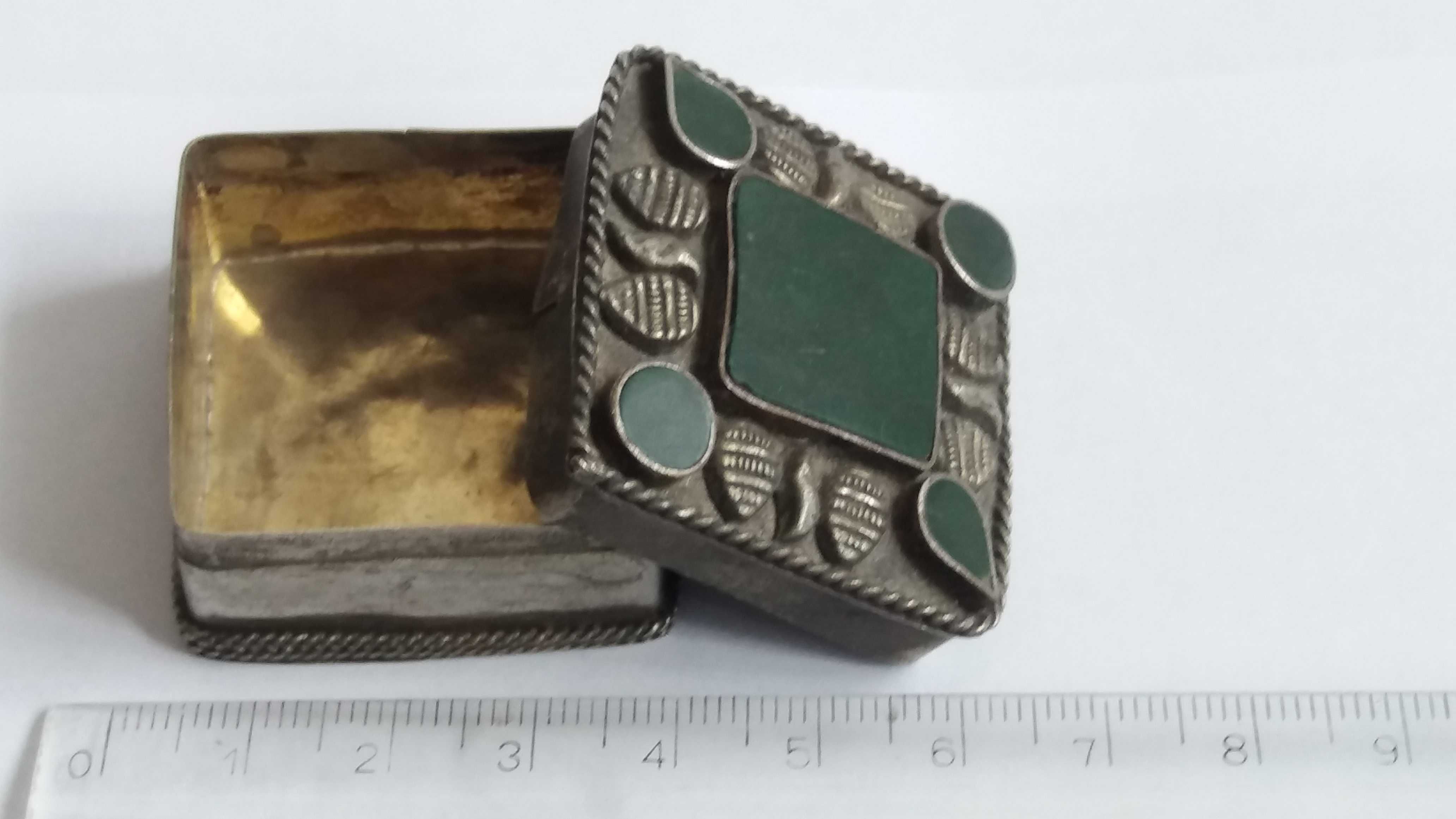 o P-, Starocie szkatułka na srebro złoto pierścionki antyk vintage