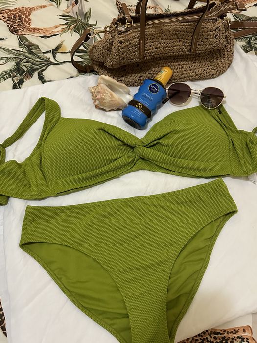 Bikini verde C&A Novo