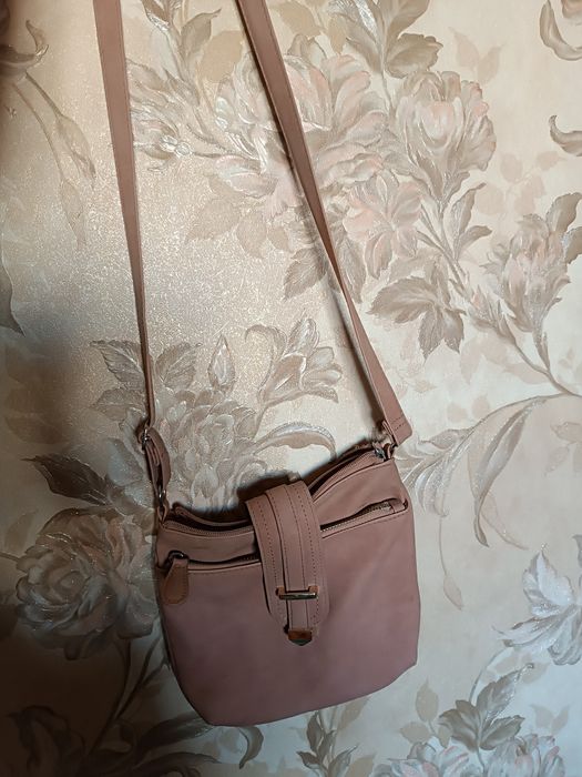 Сумки крос-боді і шопер