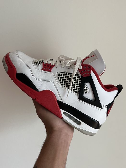 Nike Air Jordan 4 Retro Fire Red 2021