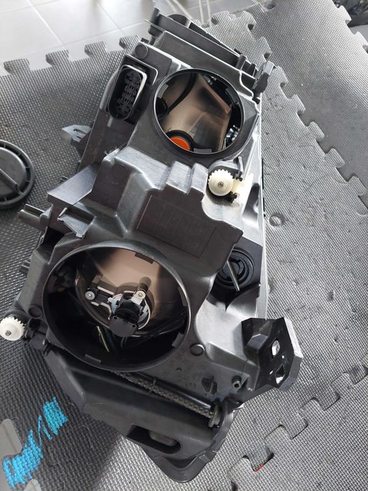 farol drt mercedes A 180