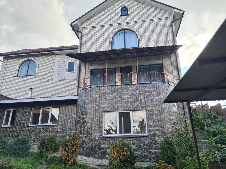 Продається будинок, в м. Сквира.