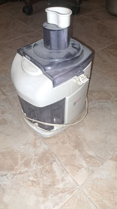 Соковыжималка first austria