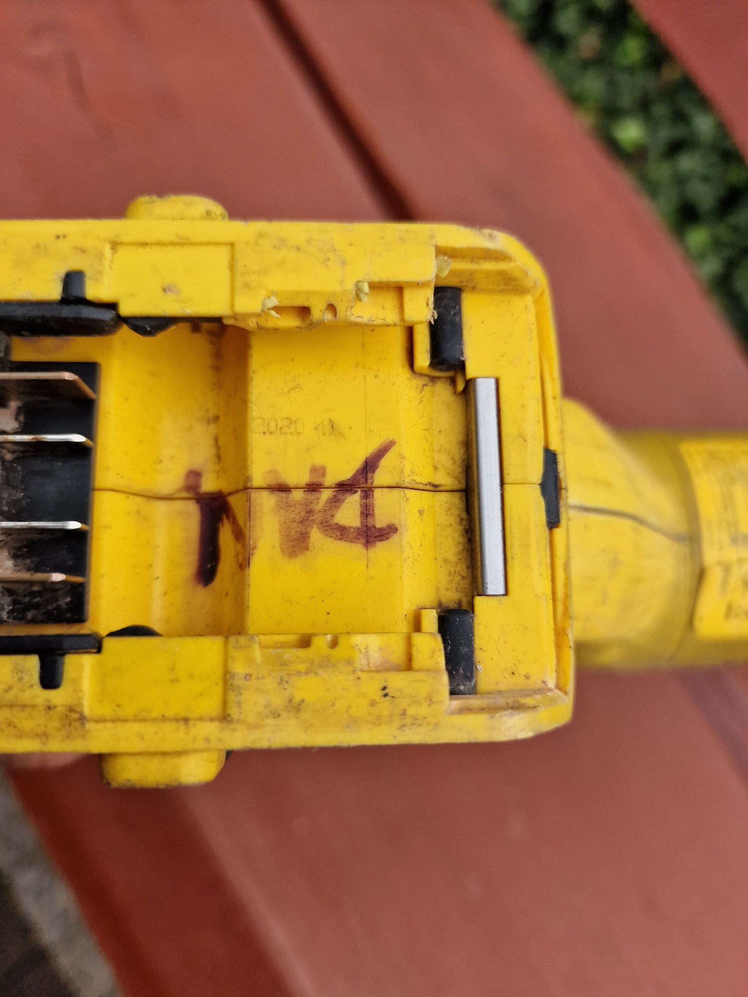 Dewalt młotowiertarka DCH033
