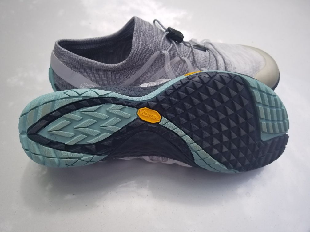 Кросовки жіночі Merrell