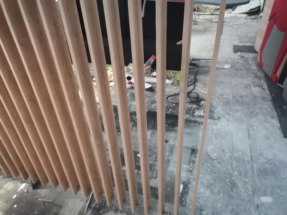 Listwa na parawan biurowy