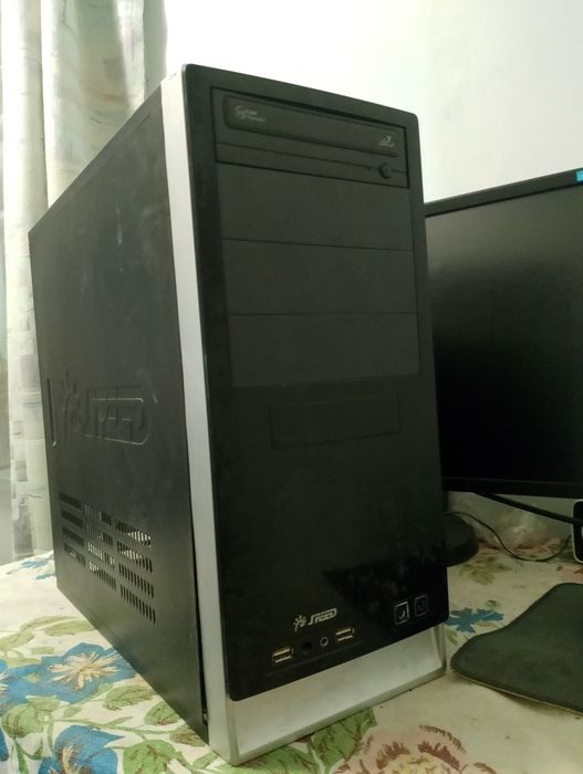 Продаю персональний комп'ютер