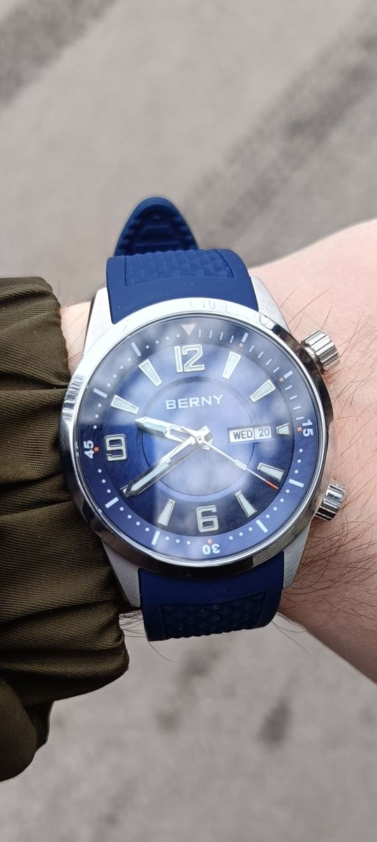 Berny diver 200m часы дайвер на miyota 8205 seiko сапфир не casio