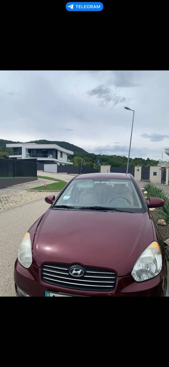 Продаю авто Hyundai Accent 1.4