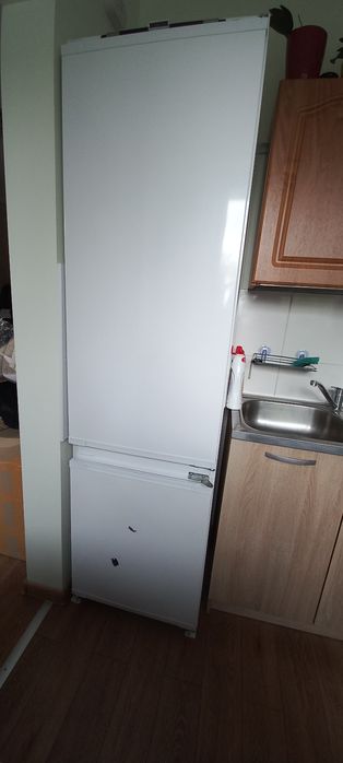 Lodówka do zabudowy Beko NoFrost z podwójnym zamknięciem
Wymiary (wys.